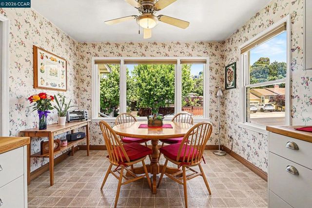 1940 Pine St, Martinez, CA 94553