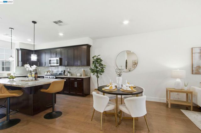8544 Leeward Way, Newark, CA 94560