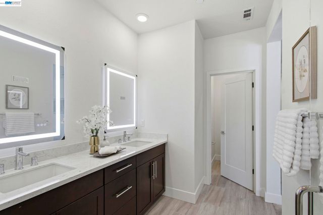 8544 Leeward Way, Newark, CA 94560