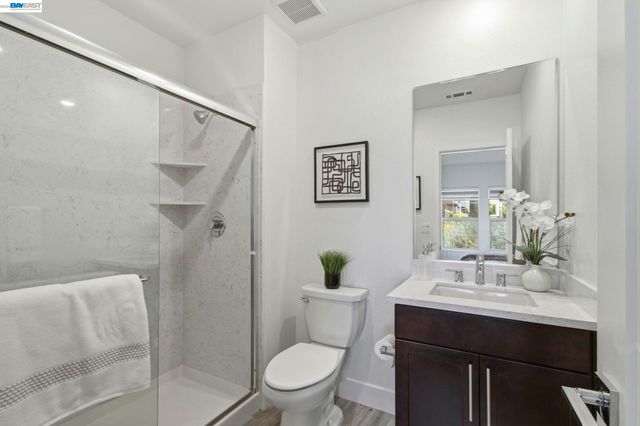 8544 Leeward Way, Newark, CA 94560