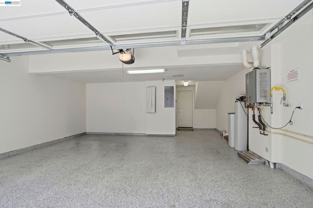 8544 Leeward Way, Newark, CA 94560