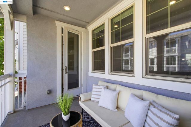 8544 Leeward Way, Newark, CA 94560