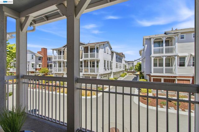 8544 Leeward Way, Newark, CA 94560