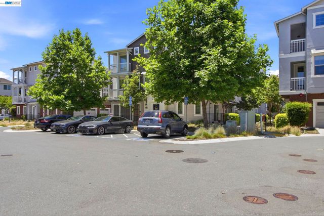 8544 Leeward Way, Newark, CA 94560