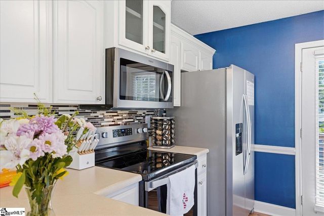 214 Cool Water Court, Boiling Springs, SC 29316