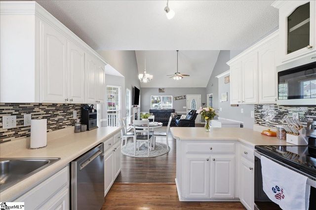 214 Cool Water Court, Boiling Springs, SC 29316