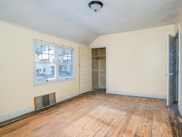 1620 Mcminn St, Aliquippa, PA 15001