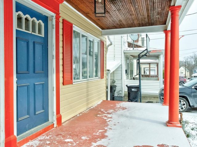 1620 Mcminn St, Aliquippa, PA 15001