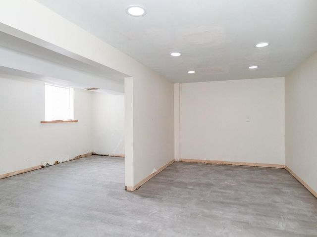 1620 Mcminn St, Aliquippa, PA 15001