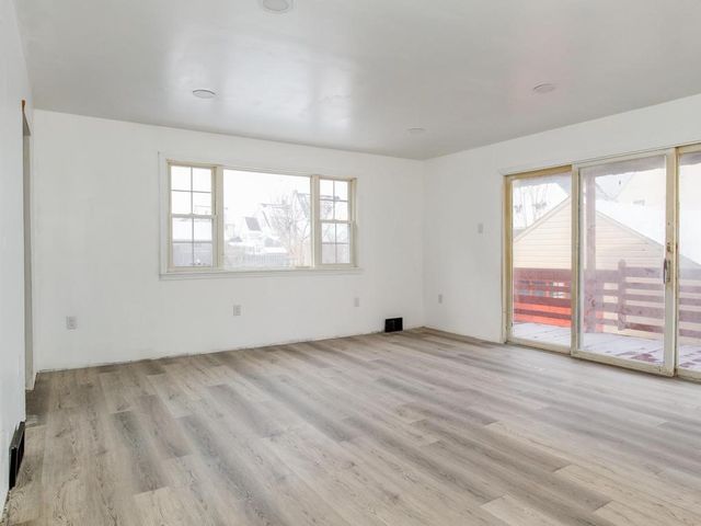 1620 Mcminn St, Aliquippa, PA 15001