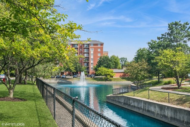 100 N Milwaukee Avenue 501, Wheeling, IL 60090