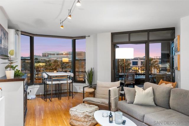 500 W Harbor Dr. 504, San Diego, CA 92101