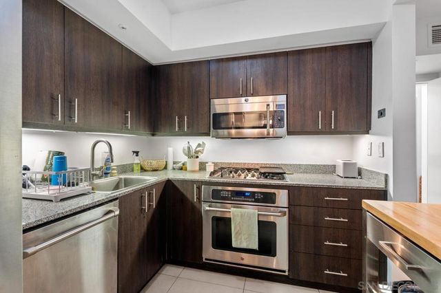 500 W Harbor Dr. 504, San Diego, CA 92101