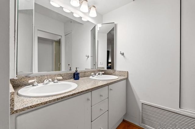 500 W Harbor Dr. 504, San Diego, CA 92101