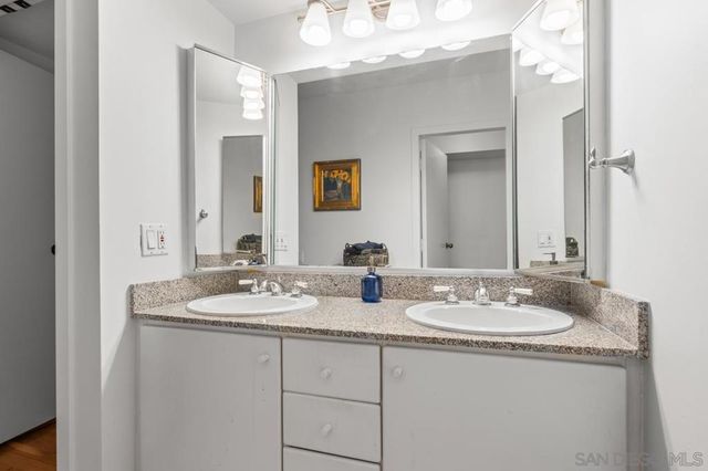 500 W Harbor Dr. 504, San Diego, CA 92101