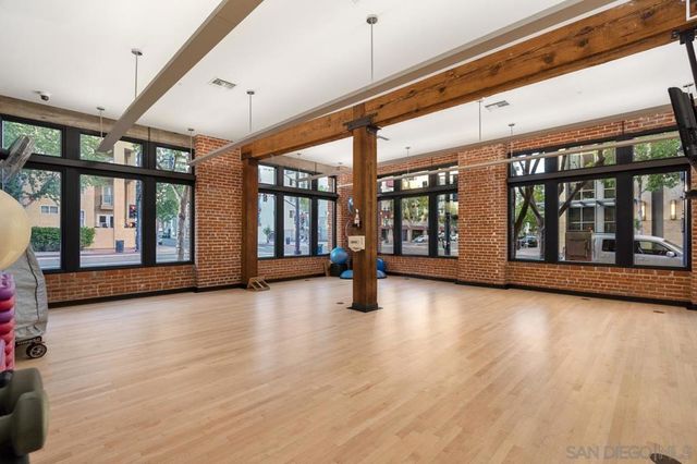 500 W Harbor Dr. 504, San Diego, CA 92101