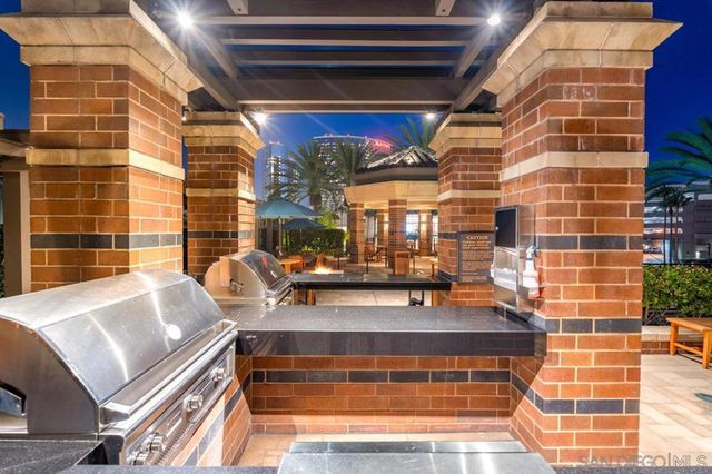 500 W Harbor Dr. 504, San Diego, CA 92101