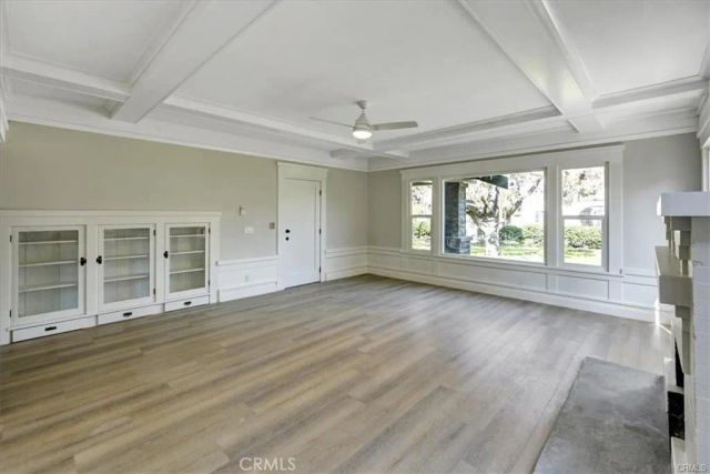 1048 E 5th Street, Long Beach, CA 90802