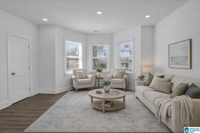 405 IOTA AVENUE, Birmingham, AL 35205