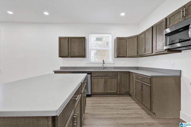 405 IOTA AVENUE, Birmingham, AL 35205