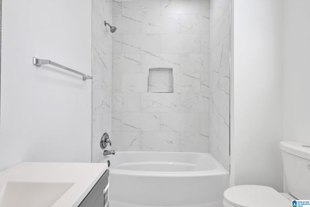 405 IOTA AVENUE, Birmingham, AL 35205