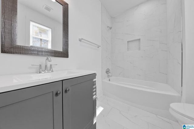 405 IOTA AVENUE, Birmingham, AL 35205