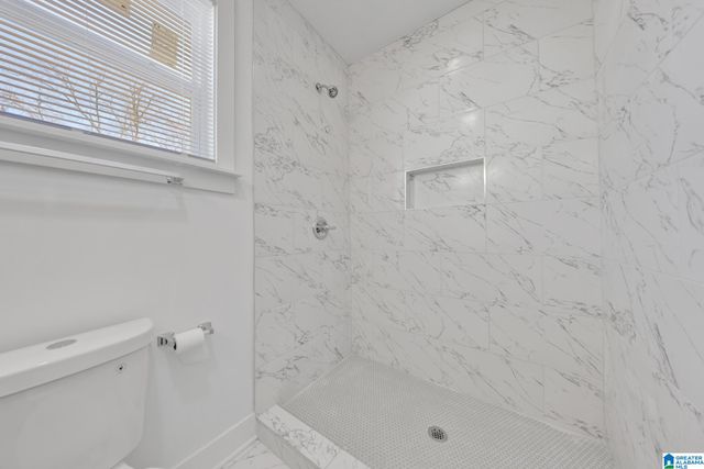 405 IOTA AVENUE, Birmingham, AL 35205