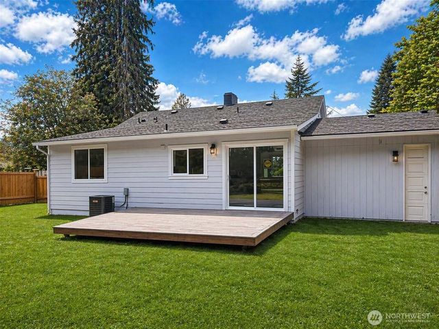 3252 Herren Avenue, Bremerton, WA 98310