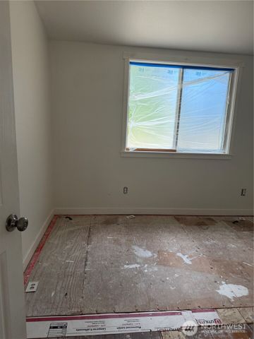 3252 Herren Avenue, Bremerton, WA 98310