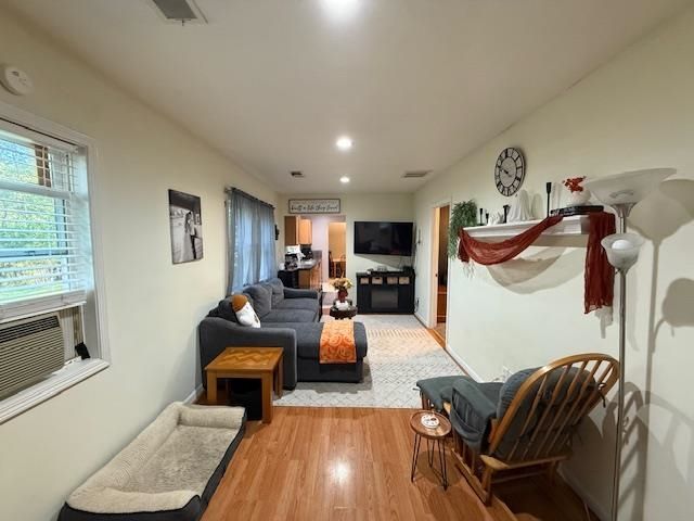 3182 E Stewart Road, Midland, MI 48640