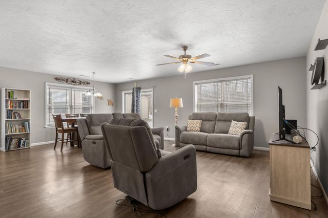 350 Cedar Glade Drive, Branson West, MO 65737