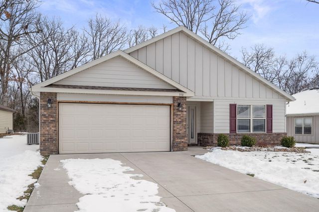 350 Cedar Glade Drive, Branson West, MO 65737