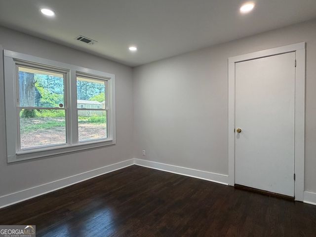 567 Boyds Drive SE, Marietta, GA 30067