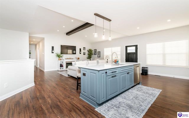 350 Vineland Place Drive, Vine Grove, KY 40175