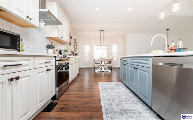 350 Vineland Place Drive, Vine Grove, KY 40175