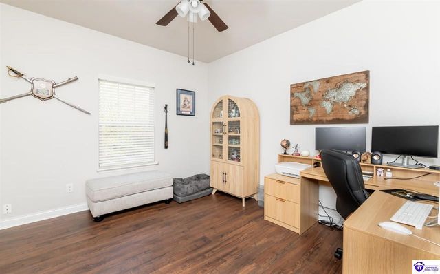 350 Vineland Place Drive, Vine Grove, KY 40175