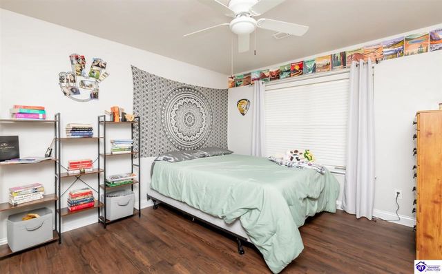 350 Vineland Place Drive, Vine Grove, KY 40175