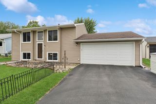 112502 Washington Lane, Chaska, MN 55318