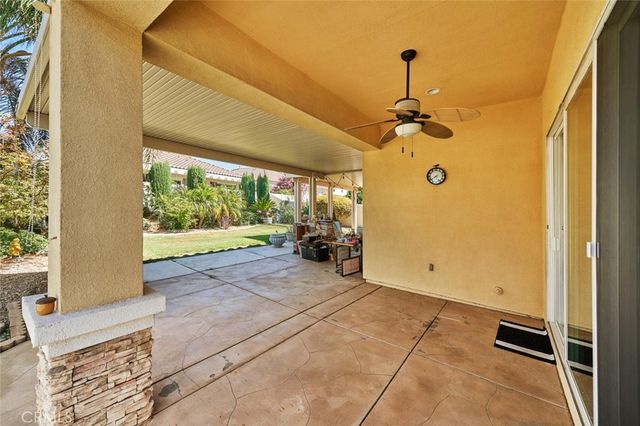 1034 Riviera Court, Beaumont, CA 92223