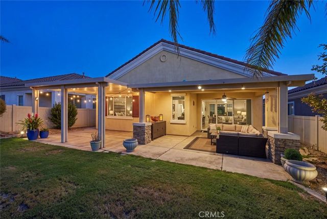 1034 Riviera Court, Beaumont, CA 92223