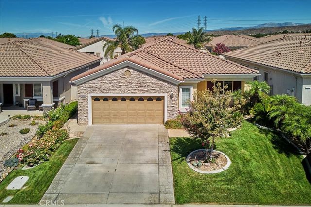 1034 Riviera Court, Beaumont, CA 92223