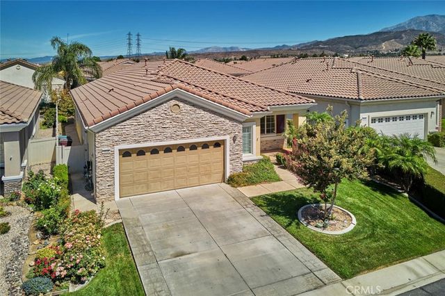 1034 Riviera Court, Beaumont, CA 92223
