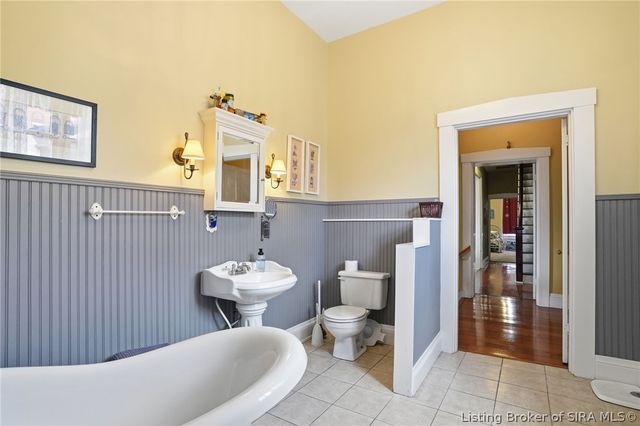 302 Jefferson Street, Madison, IN 47250