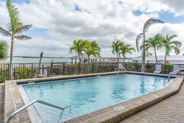 10 Tampa PL # 301, Marco Island, FL 34145