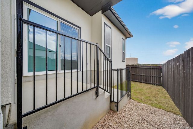 20675 Huebner Rd Unit 527, San Antonio, TX 78258