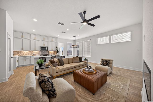 20675 Huebner Rd Unit 527, San Antonio, TX 78258