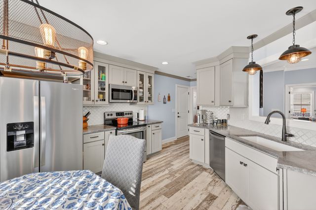 1319 Dodd Trl, Murfreesboro, TN 37128