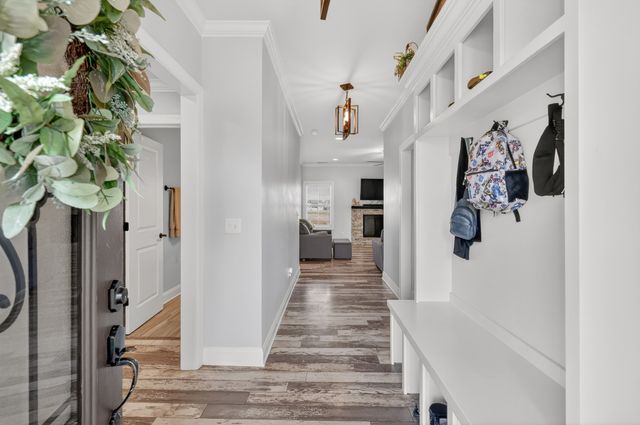 1319 Dodd Trl, Murfreesboro, TN 37128