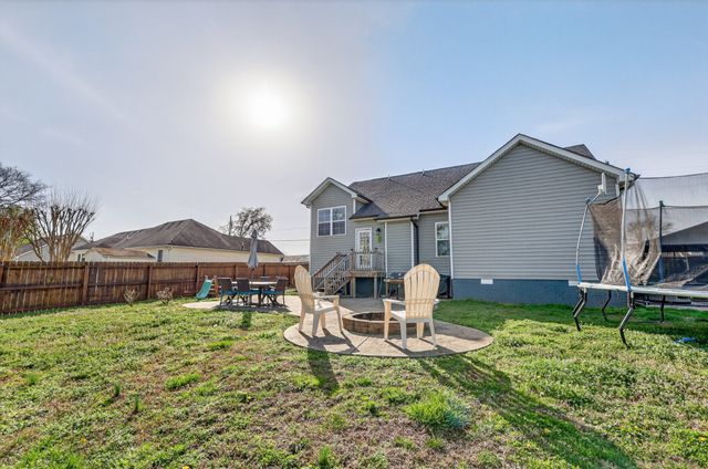 1319 Dodd Trl, Murfreesboro, TN 37128