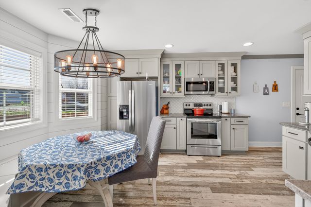 1319 Dodd Trl, Murfreesboro, TN 37128